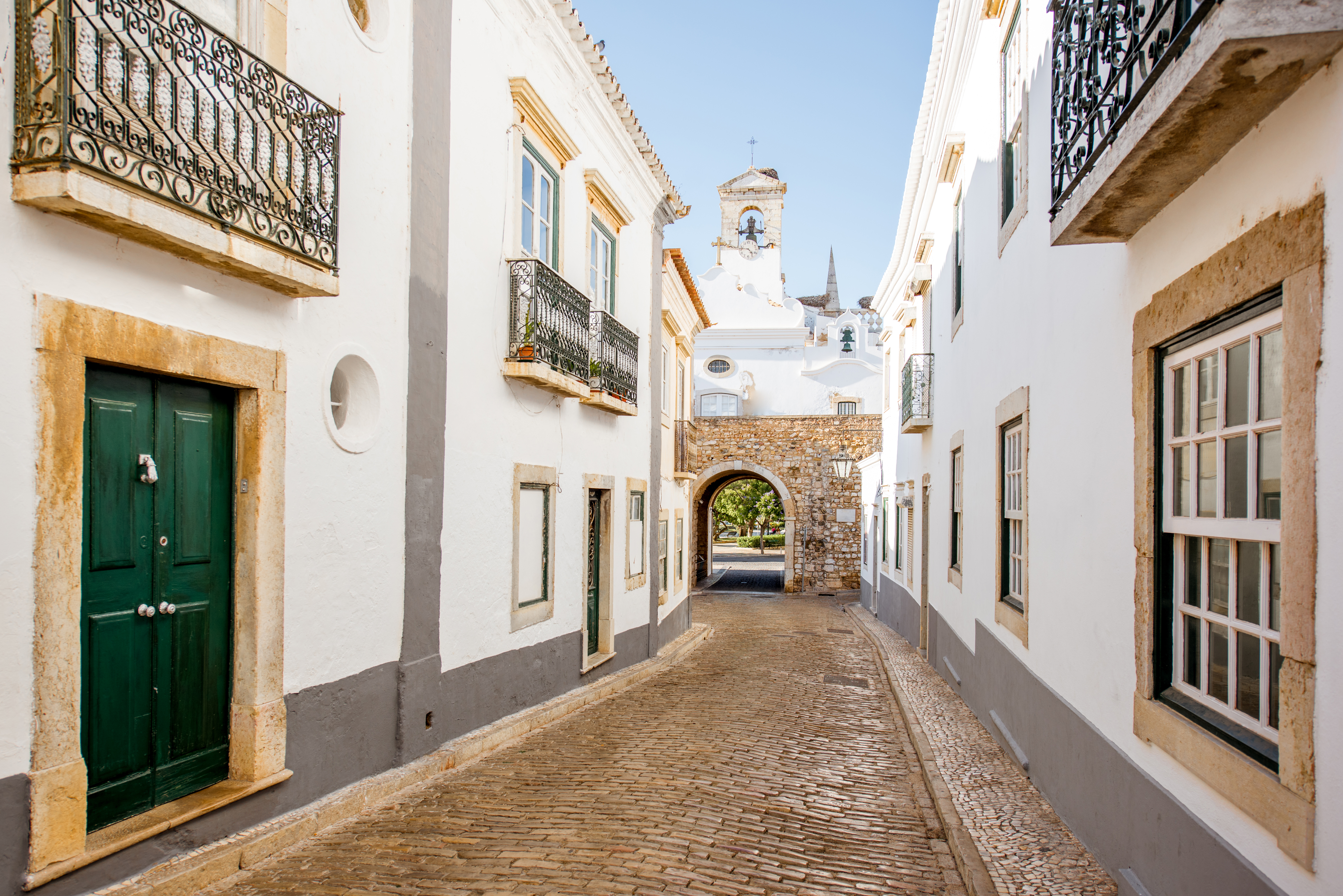 Portuguese architecture in real estate