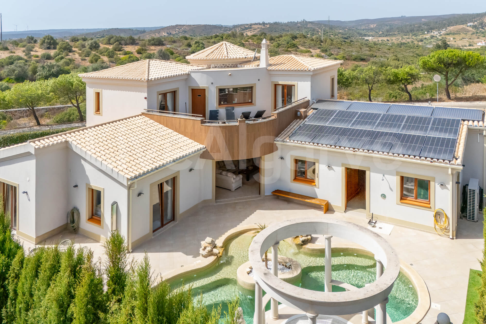 Understanding Closing Costs When Buying a Luxury Home in Lagos, Portugal