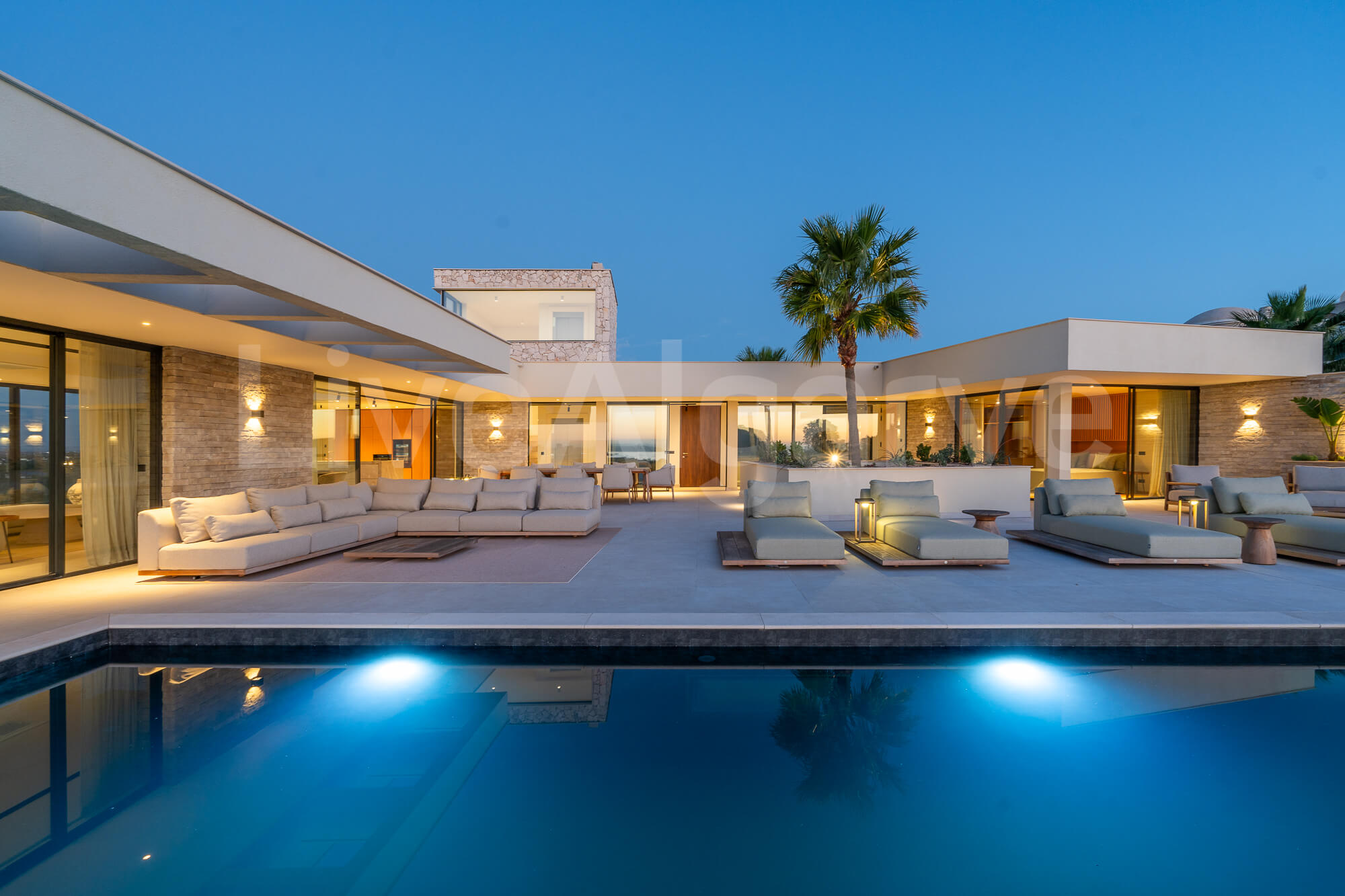 property to buy in Algarve