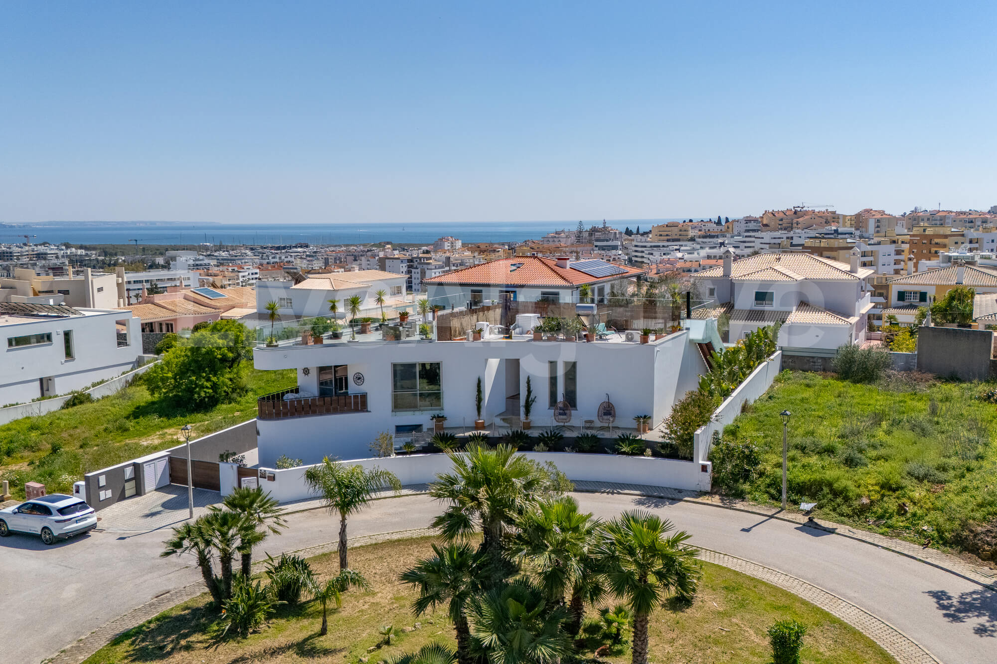 LUXURY | New Stylish T5 Villa at Cerro das Mós for Sale - Lagos