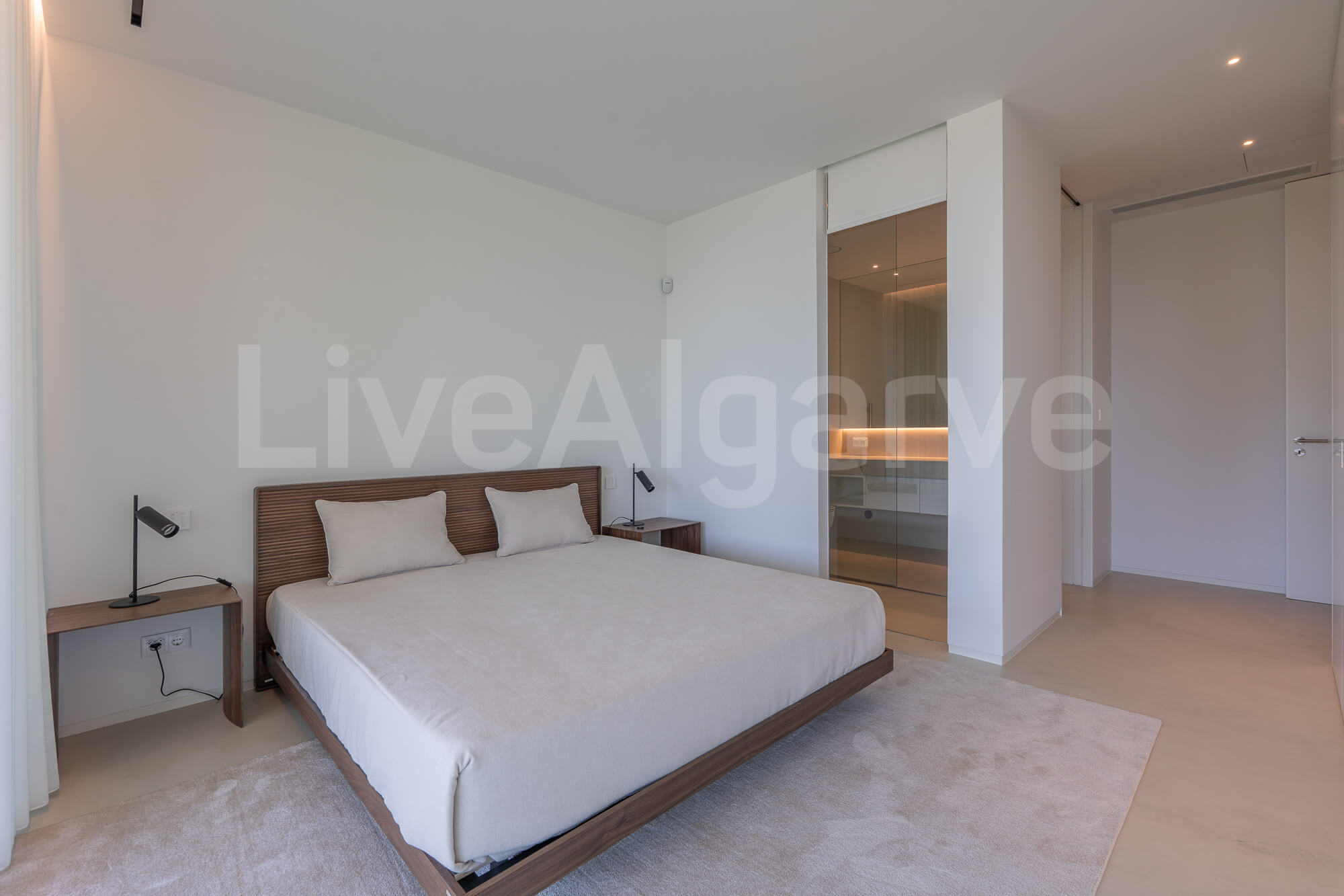 PLUZ | Striking Luxury T3 & T4 Villas at Monte de Lemos, Praia da Luz for Sale
