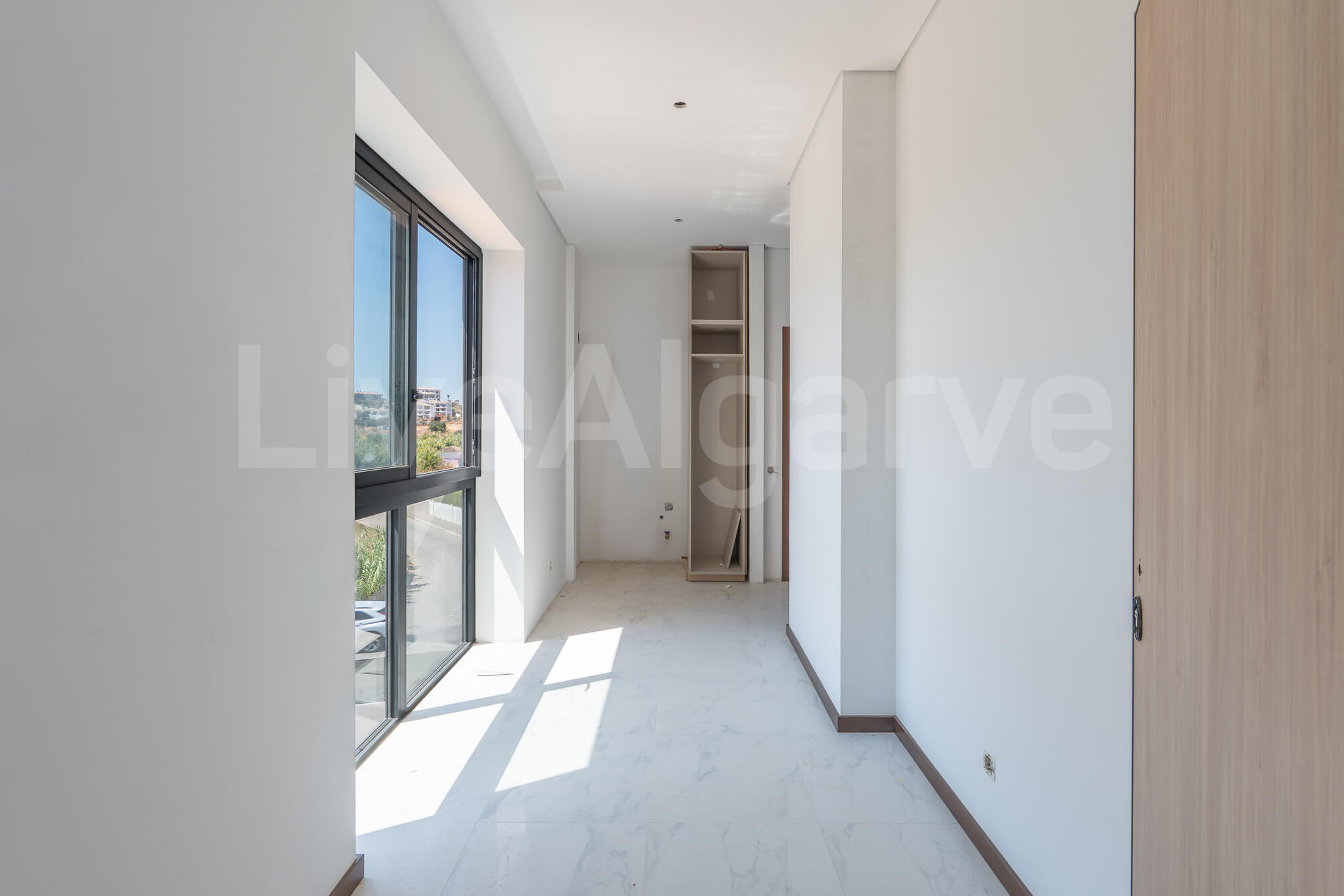 APPARTEMENTS ÉLéGANTS ET MODERNES T2+1 à VENDRE à MEIA PRAIA – LAGOS