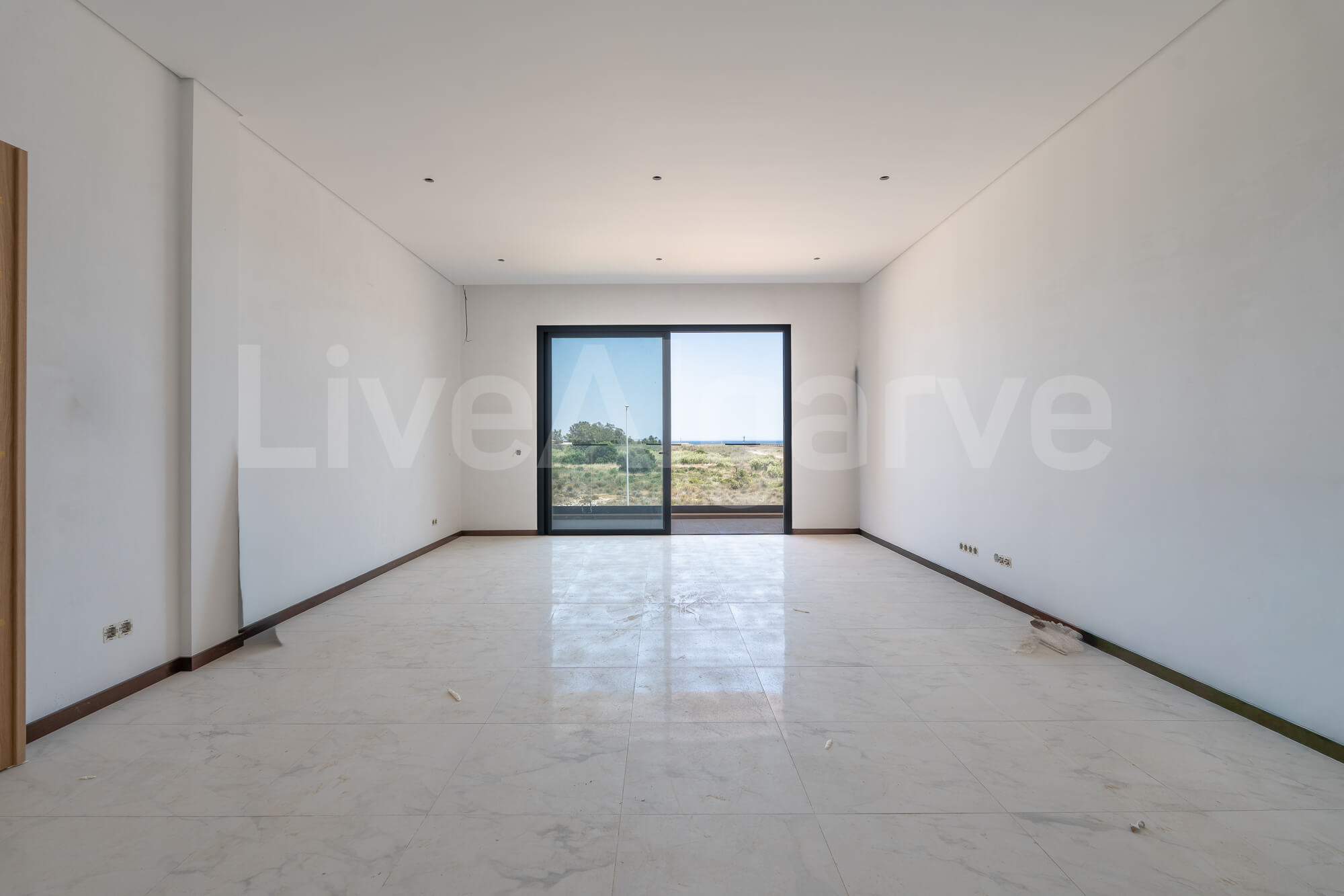 APPARTEMENTS ÉLéGANTS ET MODERNES T2+1 à VENDRE à MEIA PRAIA – LAGOS