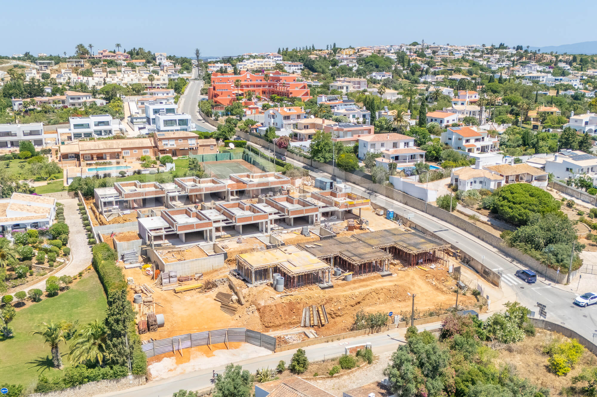 MAISONS DE VILLE MODERNES T2+1 à VENDRE à PRAIA DA LUZ - LAGOS