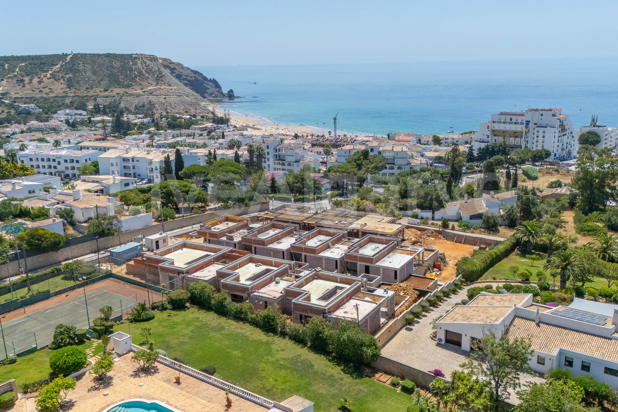 MAISONS DE VILLE MODERNES T2+1 à VENDRE à PRAIA DA LUZ - LAGOS