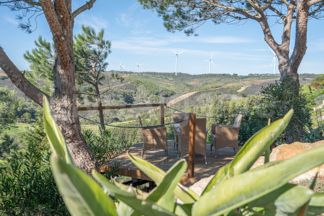 EXCLUSIF | Villa impeccable T6 avec Vue sur la Mer & le Golf à Vendre à Budens - Vila do Bispo