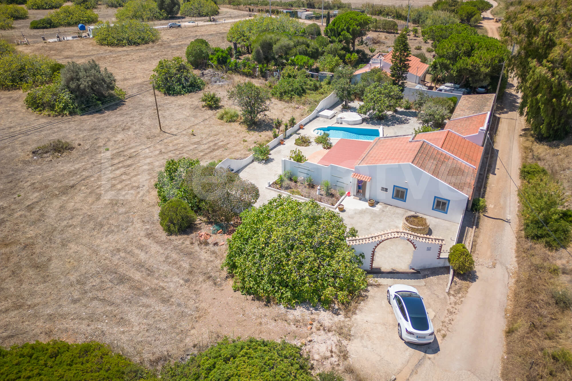 A LA CAMPAGNE | Charmante Villa T2 Avec Piscine à Budens à Vendre - Vila do Bispo