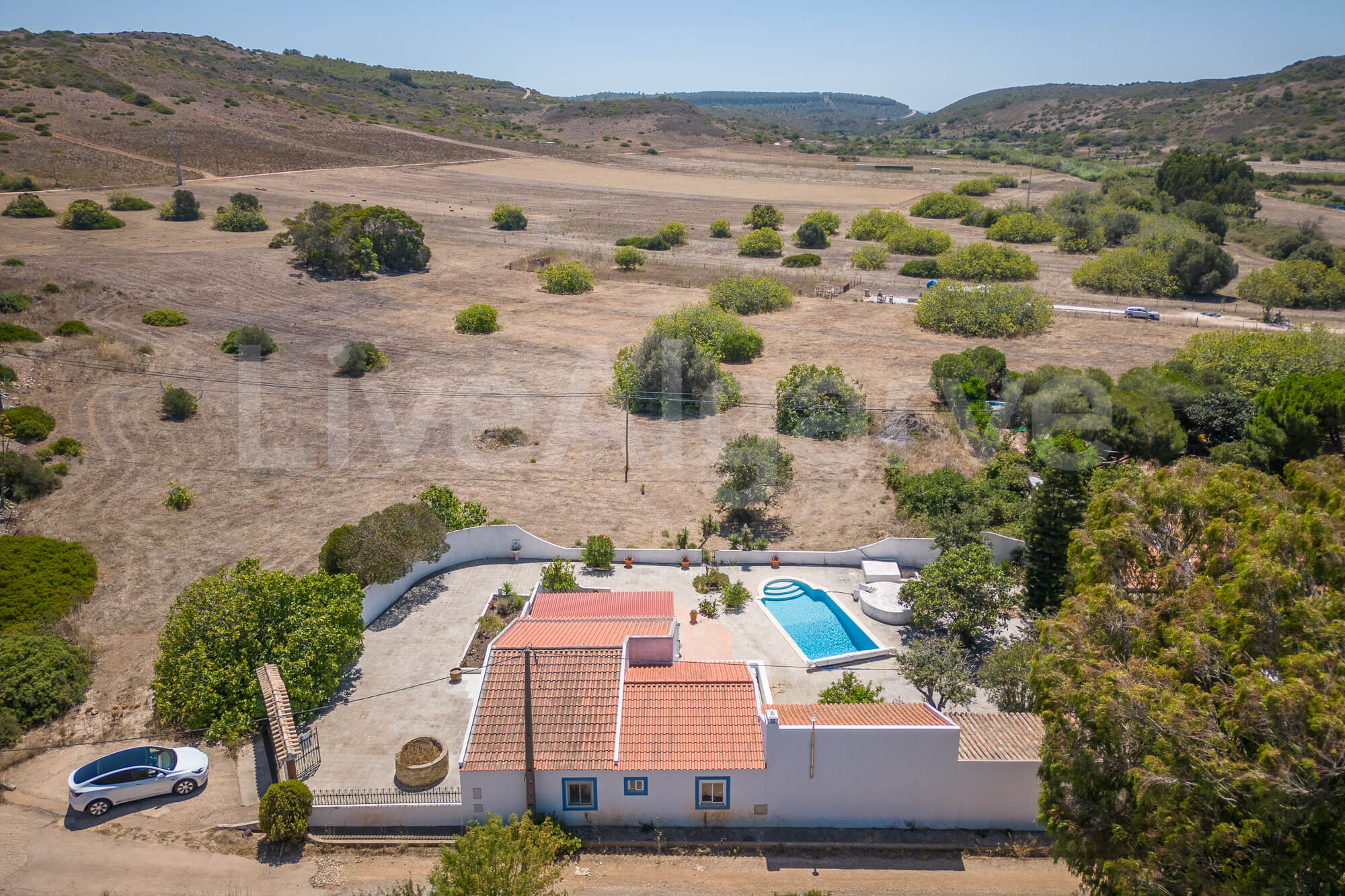 COUNTRY SIDE | Charmante 2SZ Villa mit Pool in Budens zum Verkauf - Vila do Bispo